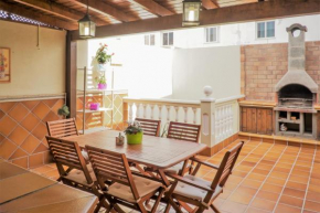 AMAZING DUPLEX 3 bedrooms GOOD WIFI with terrace & BBQ